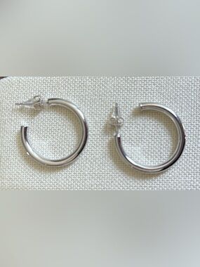 Silver Tone Brass Medium Hoop Earrings Classic Minimalist Lightweight
